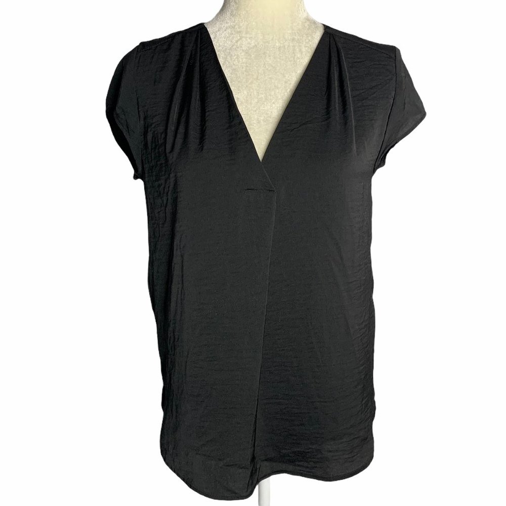 H&M Black Silky V Neck Cap Sleeve Top 43PE
